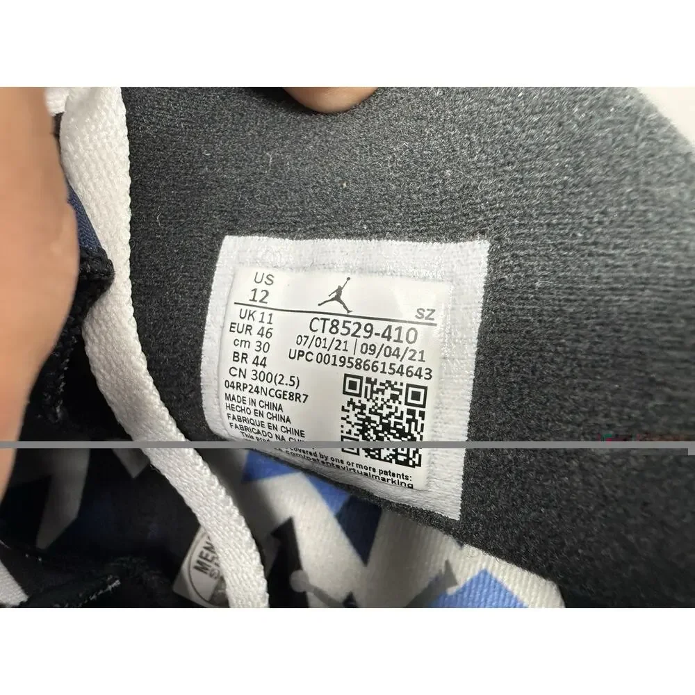 Size 12 - Jordan 6 Retro Mid UNC Home